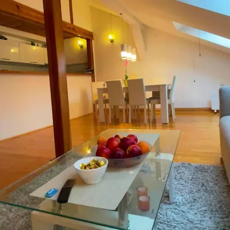In The Heart Of Old Town Apartman *